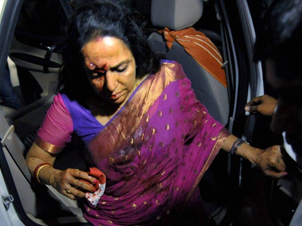 ஹேமமாலினிக்கே முன்னுரிமை