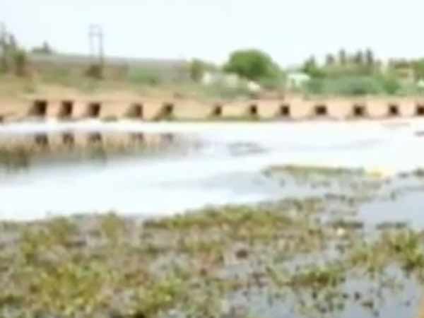 4 நடைபாதைகள்