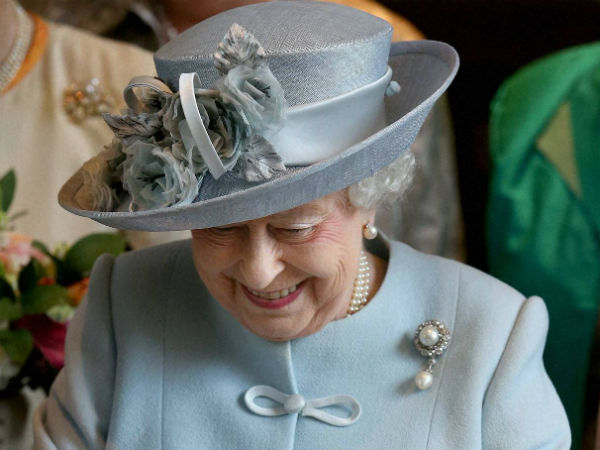 Queen Elizabeth to celebrate 90th b'day with mega street party Queen Elizabeth to celebrate 90th b'day with mega street party