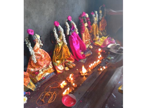 விளக்கேற்றி வழிபாடு