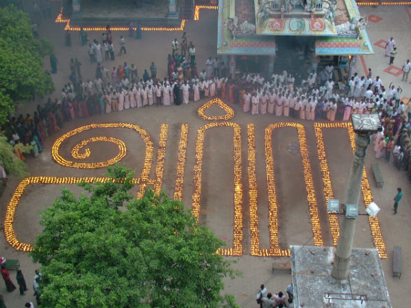 தீபம் ஏற்றி அமர்களம்
