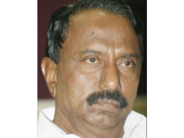 நீளும் மாஜிக்கள் லிஸ்ட்