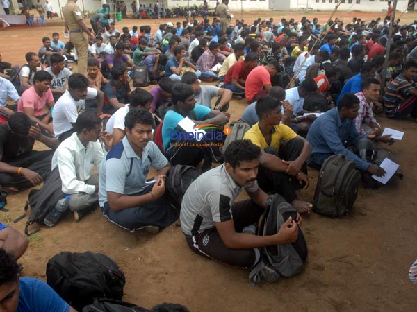 சேலத்தில் தேர்வு