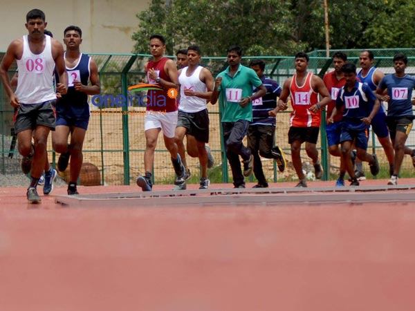 வீடியோவில் பதிவு