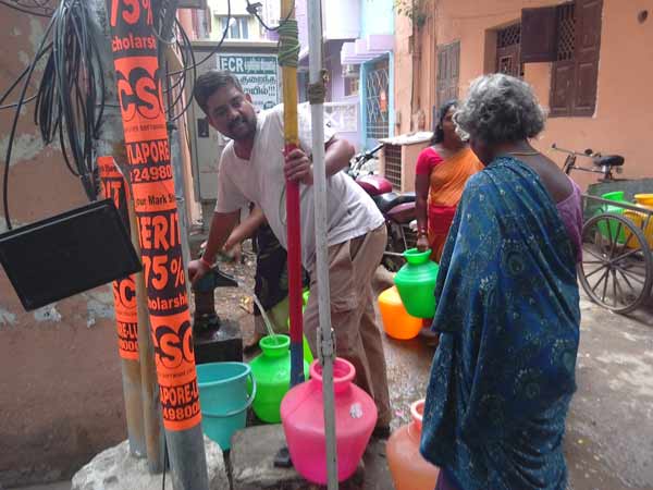 அடிபம்புகளுக்கு மாற்று