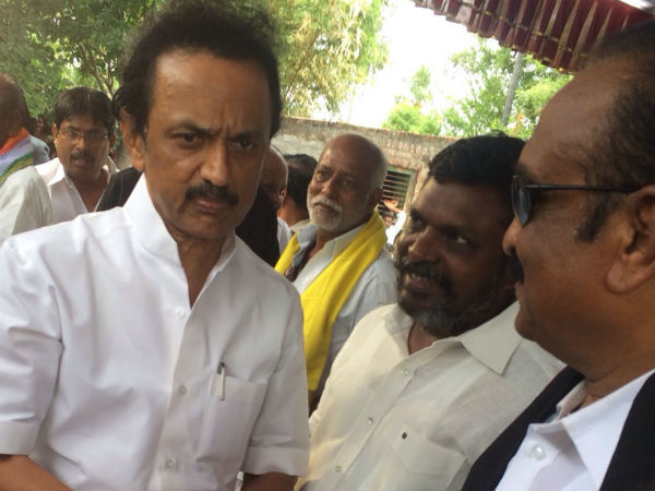 ஸ்டாலின் அஞ்சலி
