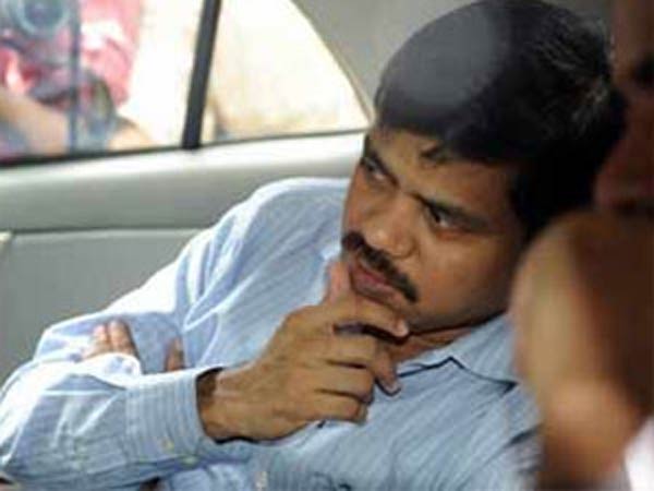 CBI raids Raja's aide Sadiq Batcha's house CBI raids Raja's aide Sadiq Batcha's house