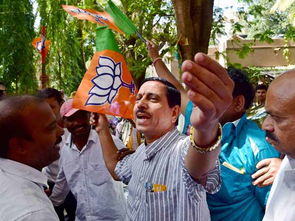 One-third of new corporators studied SSLC or below One-third of new corporators studied SSLC or below