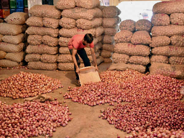 அரசியலாகும் வெங்காயம்