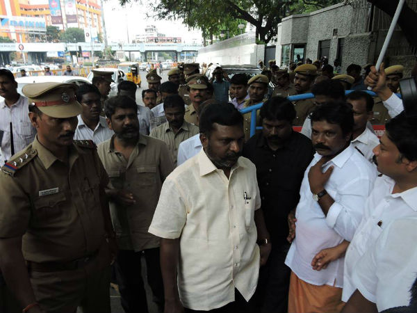 VCK protest against US on Srilanka's war crime VCK protest against US on Srilanka's war crime