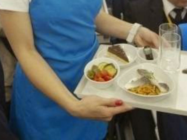 Muslim flight attendant suspended for not serving alcohol Muslim flight attendant suspended for not serving alcohol