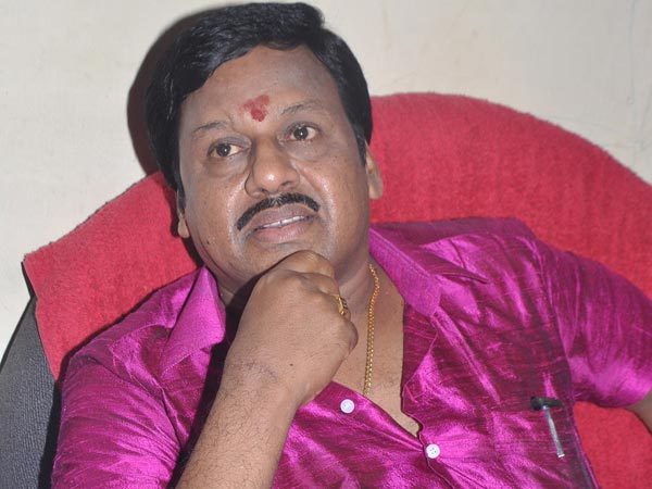144 படங்கள் வரை சும்மா இருந்து விட்டு