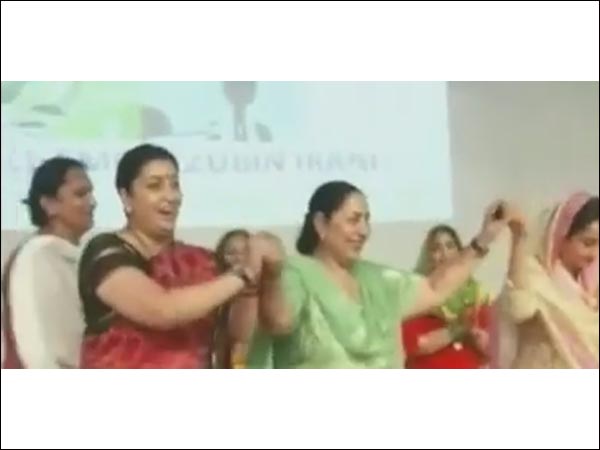 When Smriti Irani, Harsimrat Kaur danced on Punjabi beats When Smriti Irani, Harsimrat Kaur danced on Punjabi beats