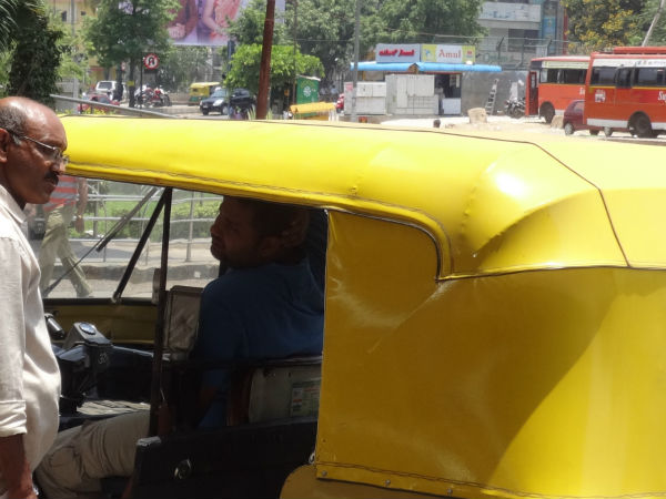 Mumbai: Only Marathi-speaking people to get autorickshaw permit Mumbai: Only Marathi-speaking people to get autorickshaw permit