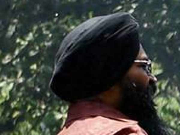 Sikhs in Britain can now wear turbans at workplaces Sikhs in Britain can now wear turbans at workplaces