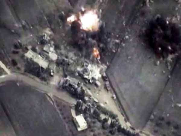 Syria conflict: Russia launches fresh strikes Syria conflict: Russia launches fresh strikes