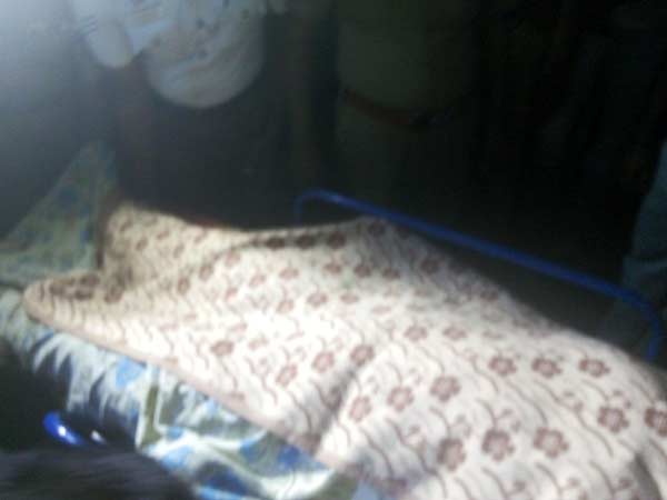 உயரதிகாரிகள் நெருக்கடி