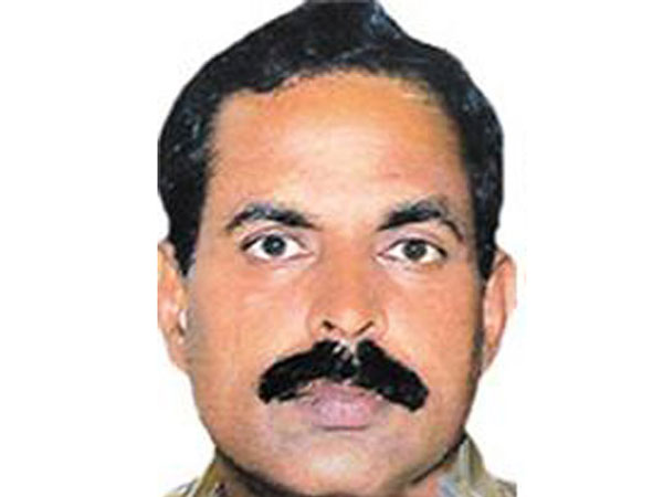 கொலை செய்து விட்டு ஓட்டம்