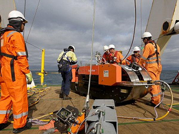 MH 370 debris found? MH 370 debris found?