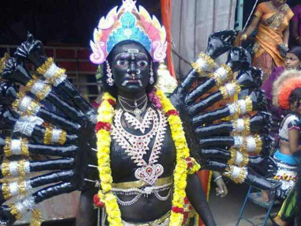 Kulasai Dasara festival Mahisasura samharam on Oct 21 Kulasai Dasara festival Mahisasura samharam on Oct 21