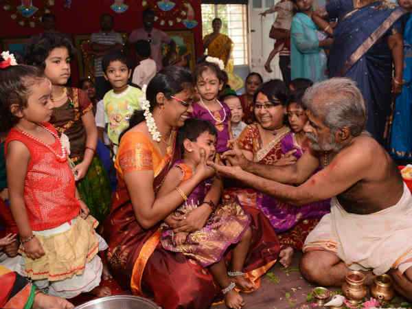 Vijayadasami celebrated in TN Vijayadasami celebrated in TN