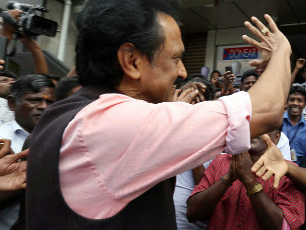 பெண்களுக்குப் பாதுகாப்பு இல்லை