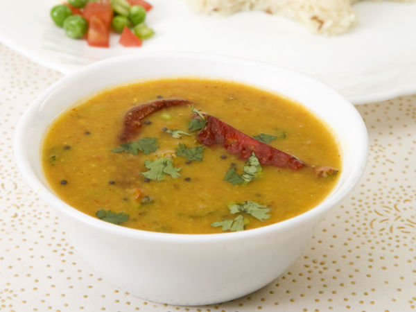 Eatery Owner Beaten Up for Not Serving 'Favourite Dal' in Delhi's Sarojini Nagar Eatery Owner Beaten Up for Not Serving 'Favourite Dal' in Delhi's Sarojini Nagar