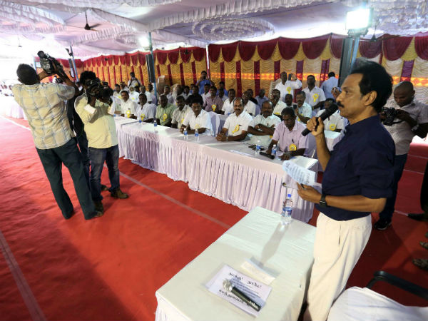 DMK Will Shed Corrupt Image, Assures Stalin DMK Will Shed Corrupt Image, Assures Stalin