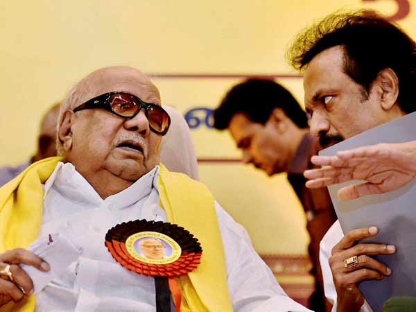 DMK tries to woo BJP for forging alliance DMK tries to woo BJP for forging alliance