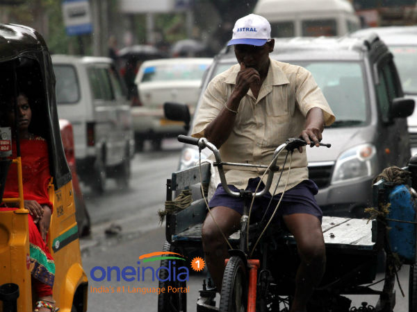 Chennai witnessed heavy traffic jam Chennai witnessed heavy traffic jam