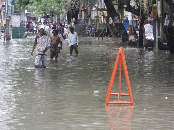 Rivers in Spate as Heavy Rains Continues to Pound Tamil Nadu Rivers in Spate as Heavy Rains Continues to Pound Tamil Nadu
