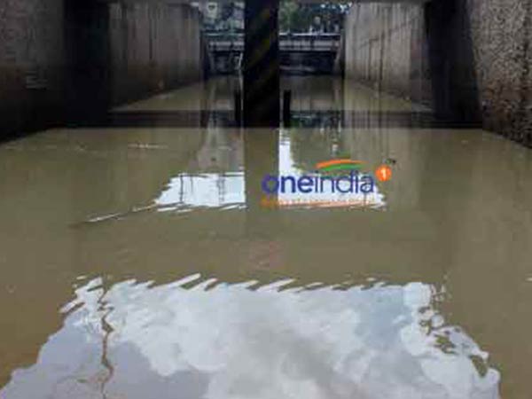 சுரங்கப்பாதைகளில் வெள்ளம்