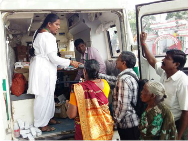 134 mobile hospitals treat 3.5 lakh people in 4 days 134 mobile hospitals treat 3.5 lakh people in 4 days