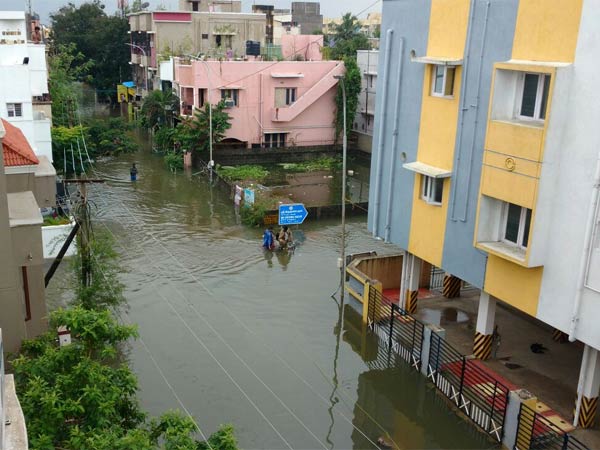 அடுக்குமாடி குடியிருப்புவாசிகள்