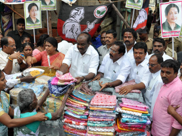 அம்பத்தூர், ஆவடியில் நிவாரணம்