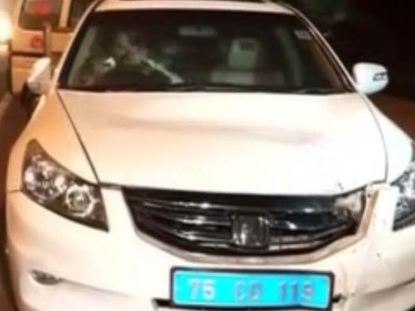 Russian diplomat punches, abuses Delhi cop Russian diplomat punches, abuses Delhi cop