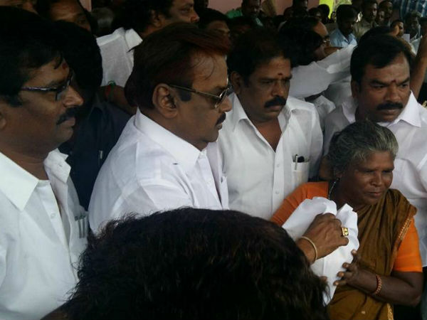 வெட்கக்கேடானது