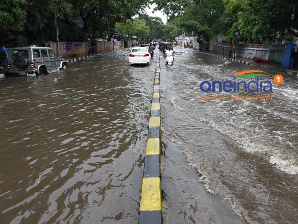பல ஆயிரம் கோடி இழப்பு