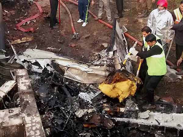 Ten killed as BSF plane crashes in Delhi Ten killed as BSF plane crashes in Delhi