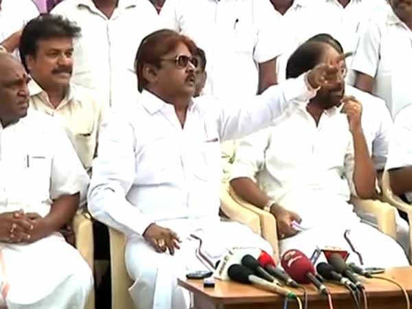 மீண்டும் டெல்லியில்...