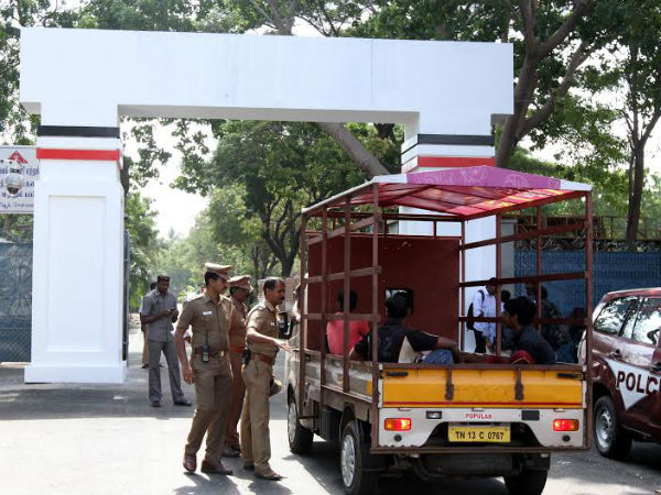 இதுக்குக கமிஷனர் தலைமையில் பாதுகாப்பு!