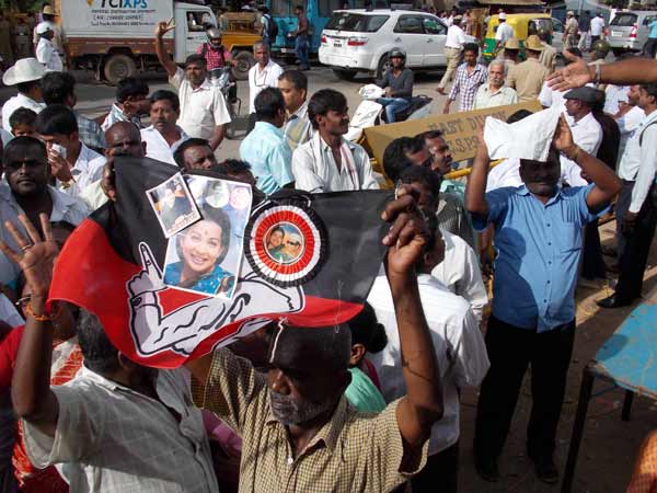 ADMK's low leavel protests ADMK's low leavel protests