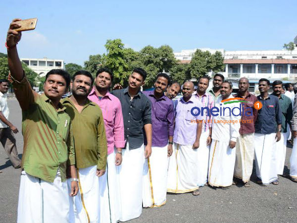 சர்வதேச வேட்டி தினம்...