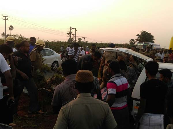 10 people dies when bus got accident 10 people dies when bus got accident