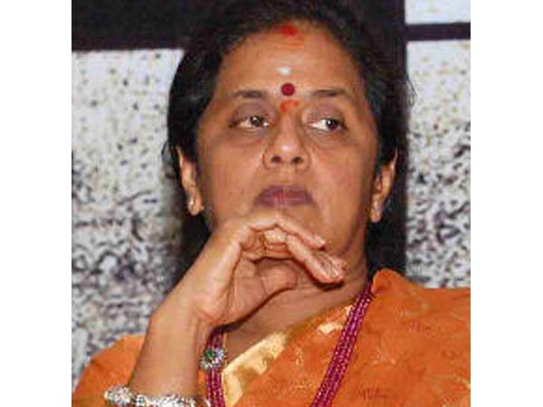 Karunanidhi's Daughter Discharged in Criminal Intimidation Case Karunanidhi's Daughter Discharged in Criminal Intimidation Case