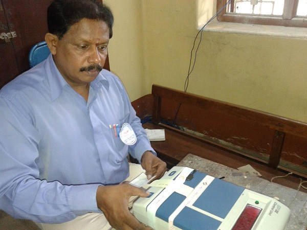 82,000 வாக்குப் பதிவு எந்திரங்கள் தேவை