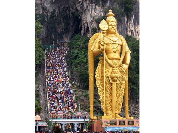 3 Thaipusam procession participants in Malaysia die in a car accident 3 Thaipusam procession participants in Malaysia die in a car accident