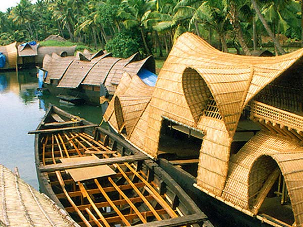இங்கு போய்ப் பாருங்கள்
