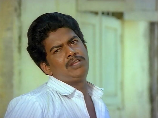 இன்டர்நெட் பார்க்கக் கூடாது
