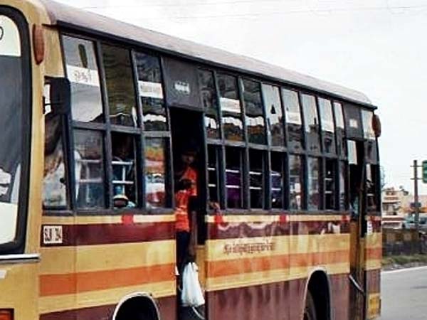Govt Bus driver saves 80 passengers' life before he died Govt Bus driver saves 80 passengers' life before he died